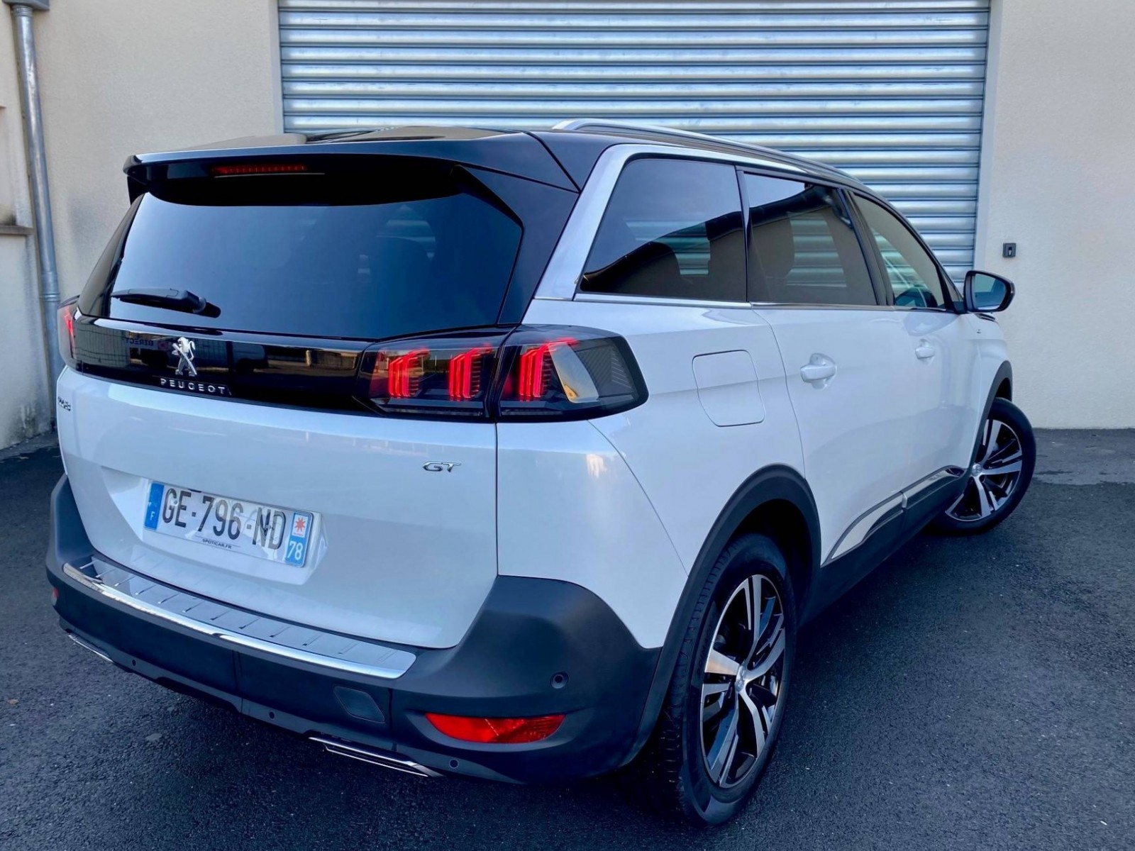 PEUGEOT - 5008 - #460201 - 9