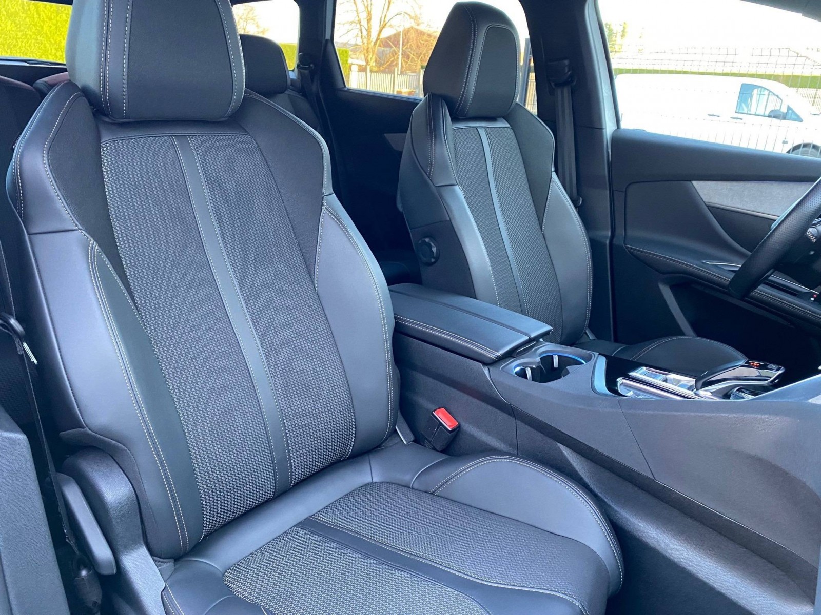 PEUGEOT - 5008 - #460201 - 5