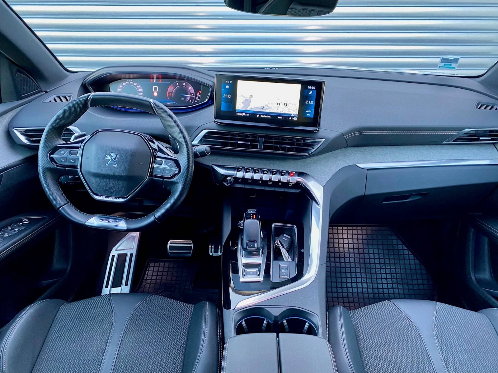 PEUGEOT - 5008 - #460201 - 4
