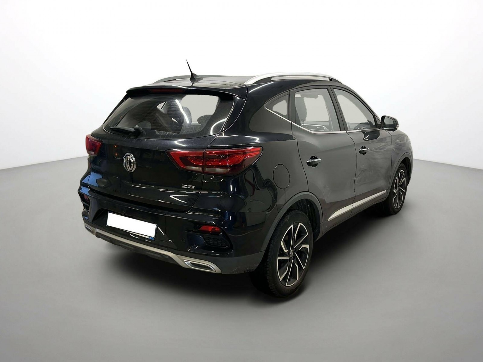 MG - ZS - #402638 - 3