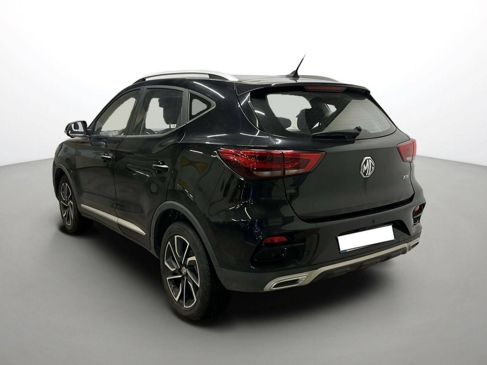 MG - ZS - #402638 - 19