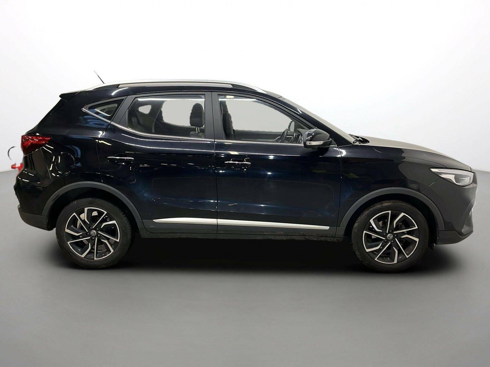 MG - ZS - #402638 - 15