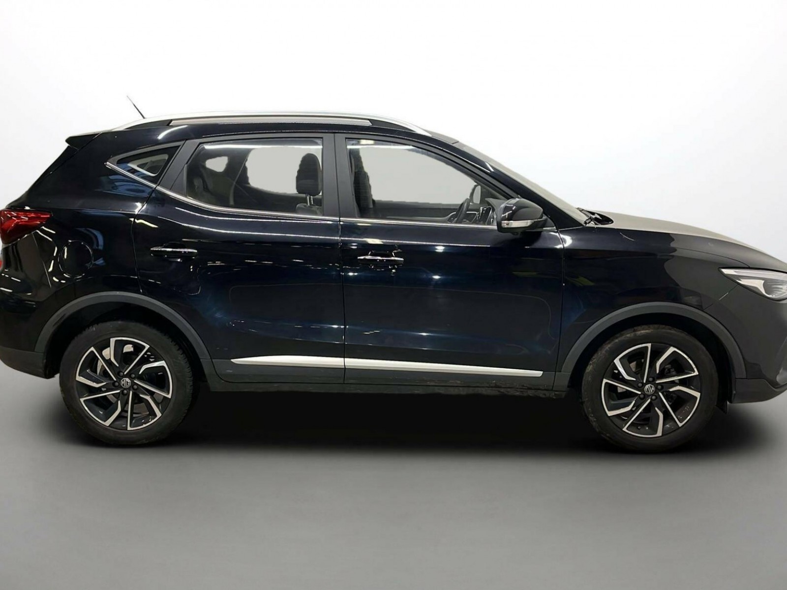 MG - ZS - #402638 - 32