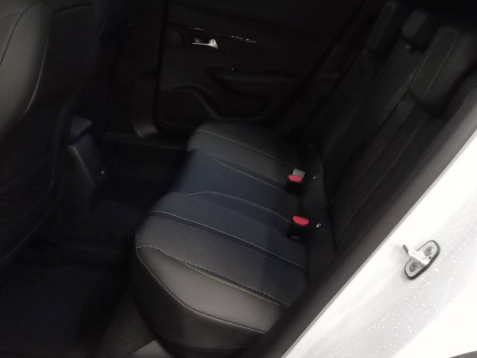 PEUGEOT - 2008 - #188411 - 26