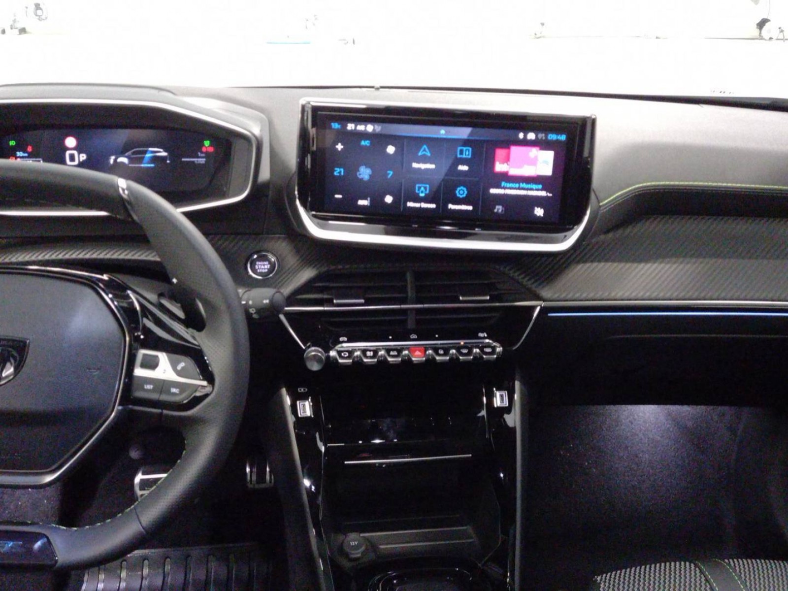 PEUGEOT - 2008 - #188411 - 9