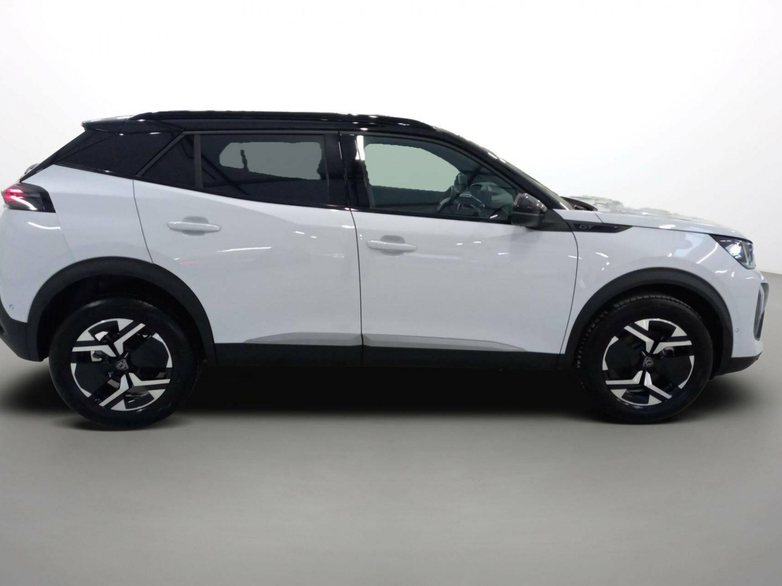PEUGEOT - 2008 - #188411 - 16