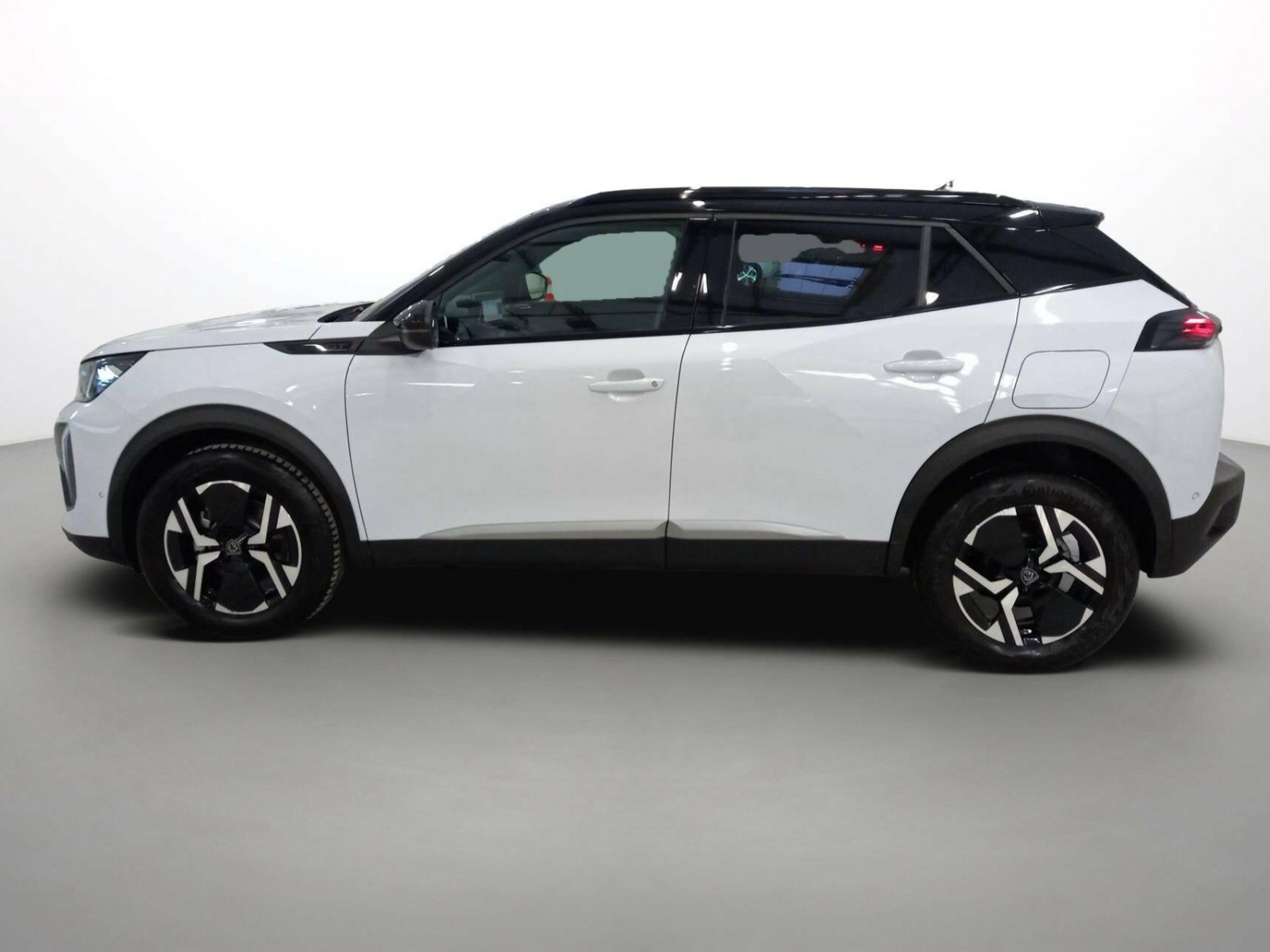 PEUGEOT - 2008 - #188411 - 17