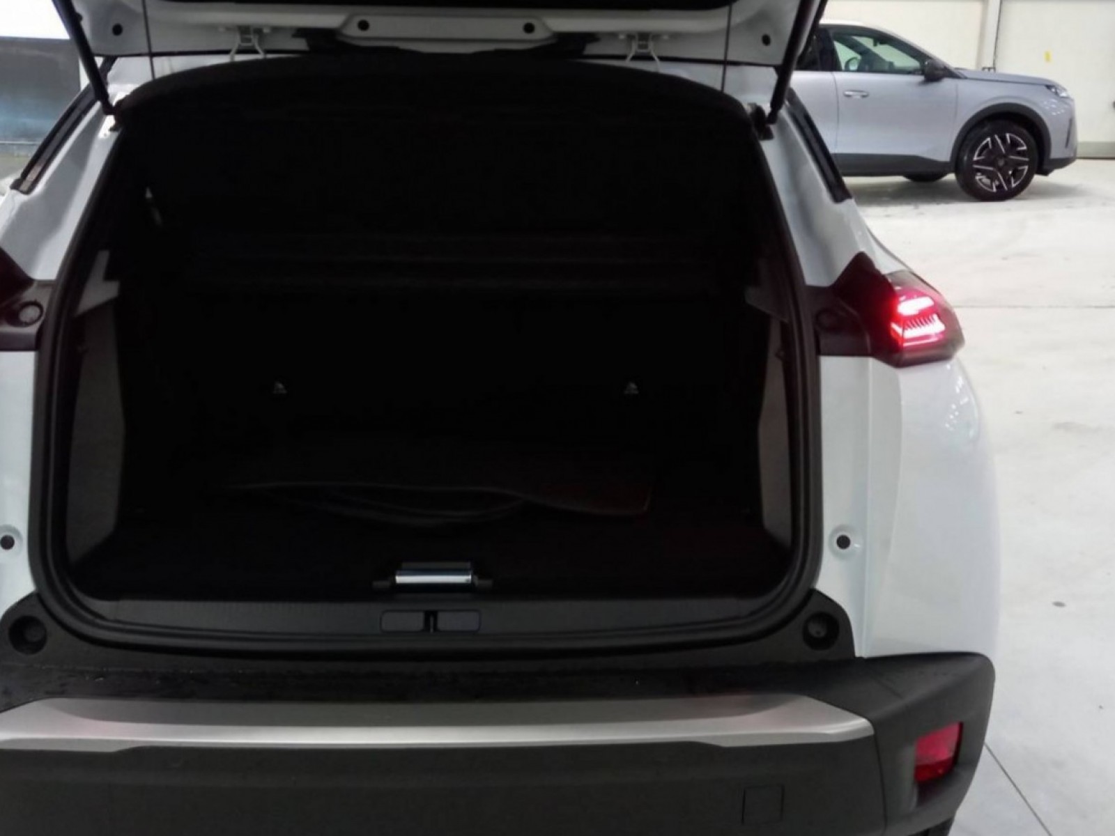 PEUGEOT - 2008 - #188405 - 38