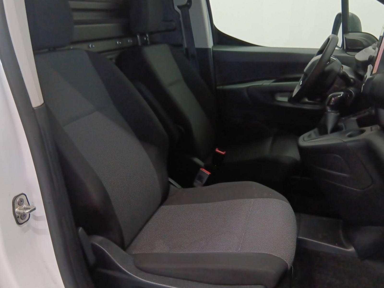 PEUGEOT - PARTNER FOURGON - #422377 - 24
