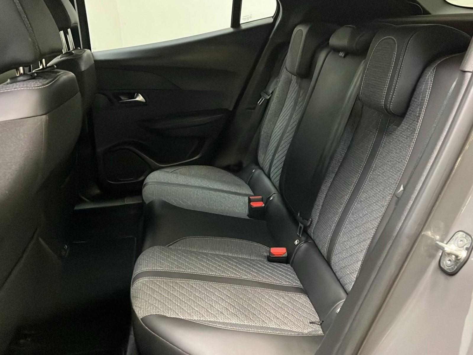 PEUGEOT - 2008 - #199560 - 8