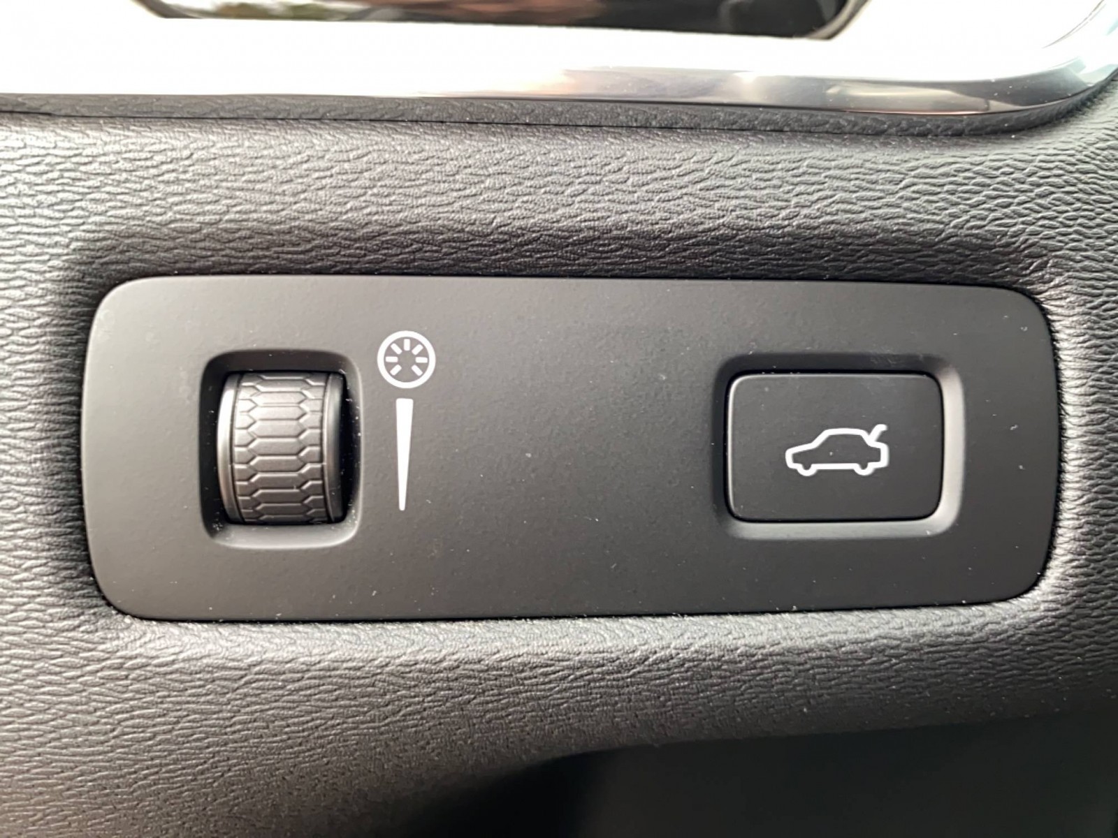 VOLVO - XC60 - #509220 - 18