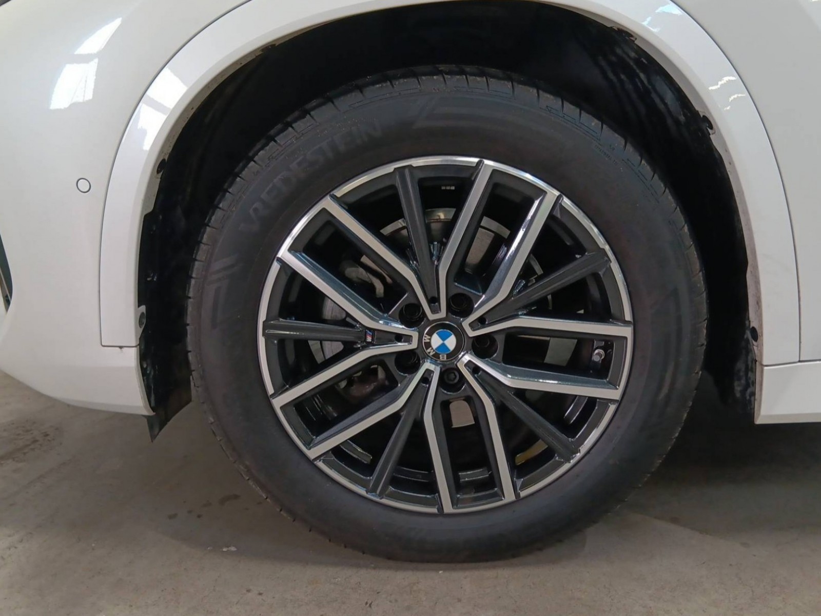 BMW - X1 U11 - #454197 - 27
