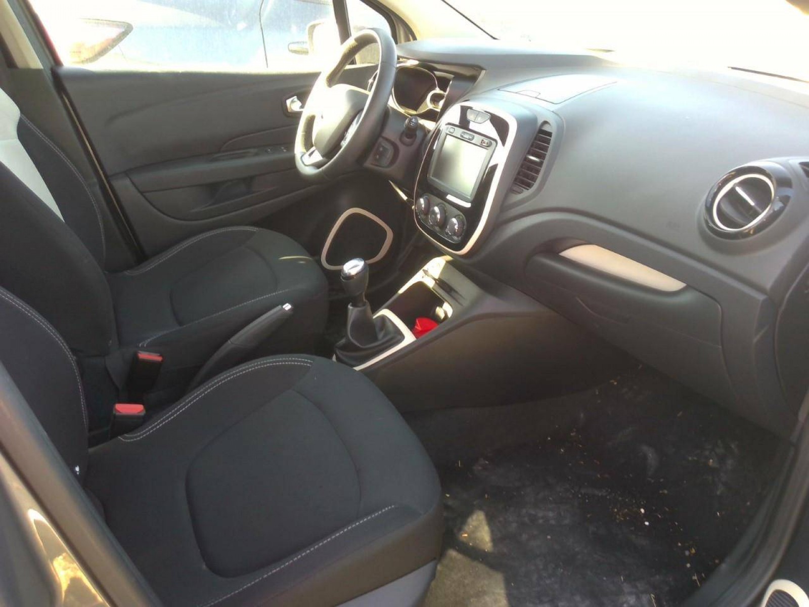 RENAULT - CAPTUR BUSINESS - #510979 - 1