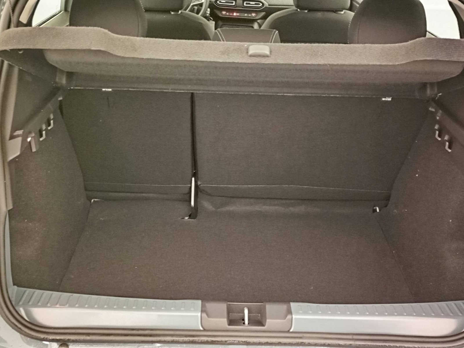 DACIA - Sandero - #388249 - 8