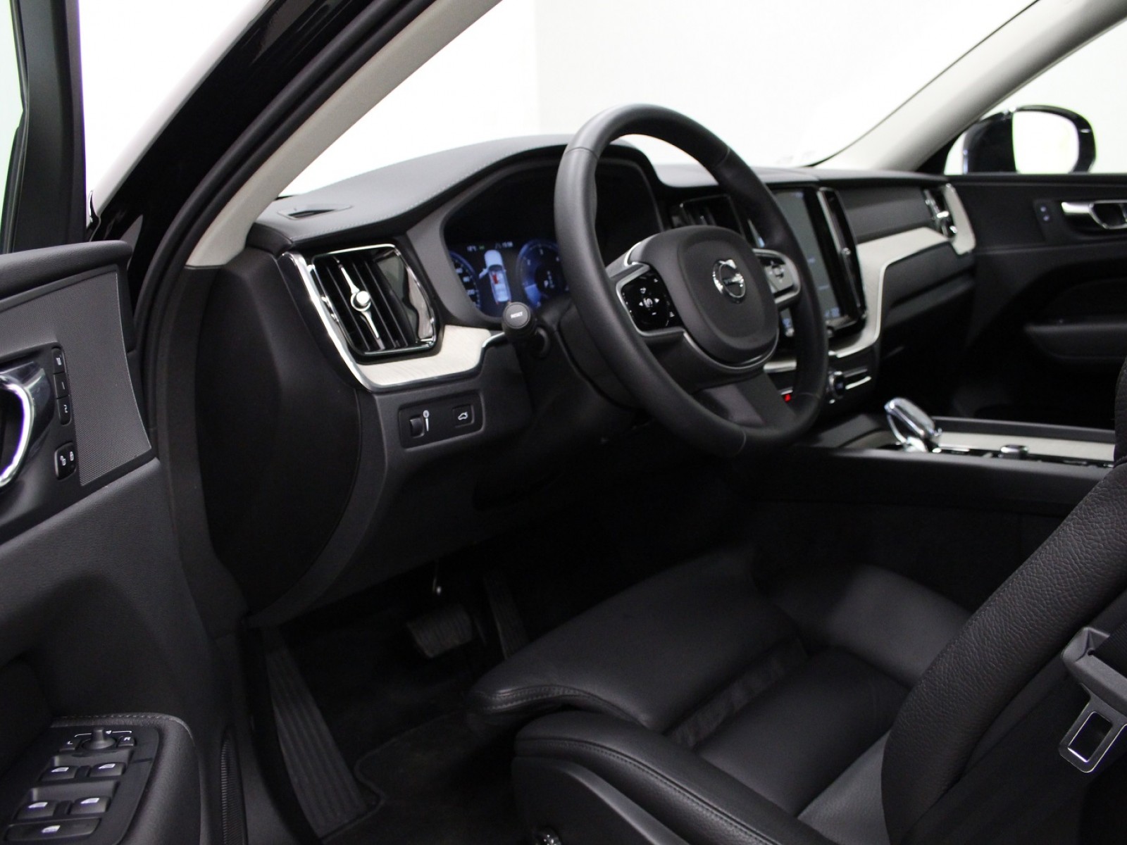 VOLVO - XC60 - #144697 - 2