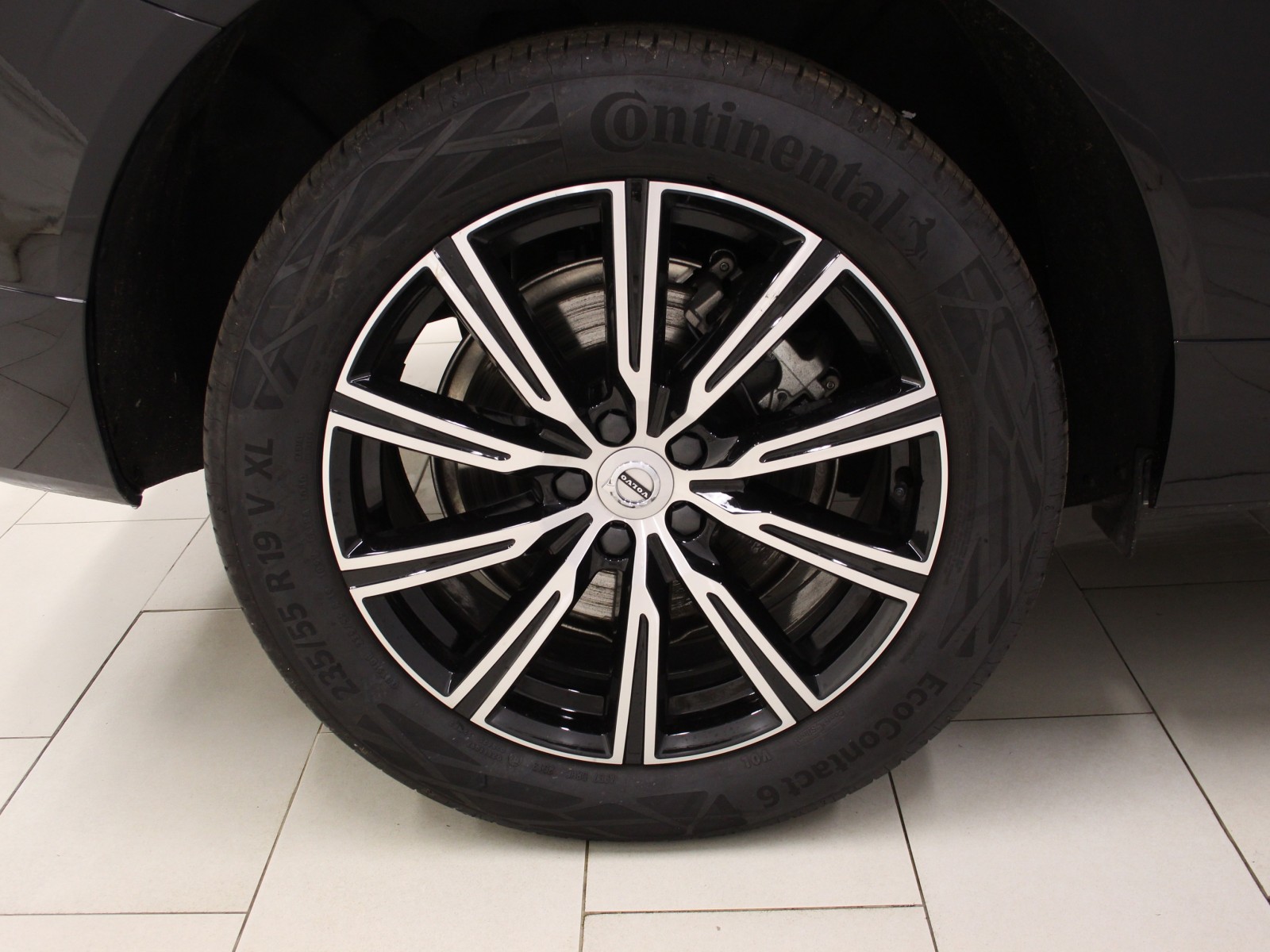 VOLVO - XC60 - #144697 - 1