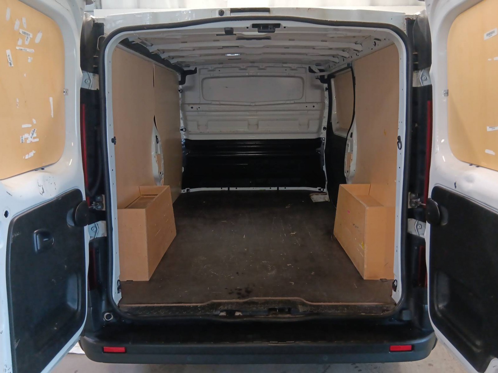 RENAULT - TRAFIC FOURGON - #500630 - 12