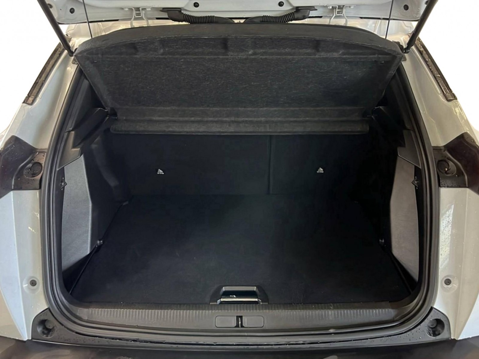 PEUGEOT - 2008 - #352175 - 3