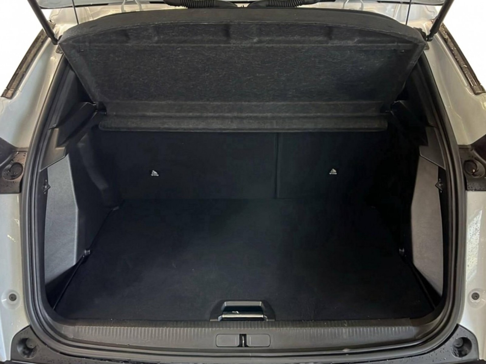 PEUGEOT - 2008 - #352175 - 26