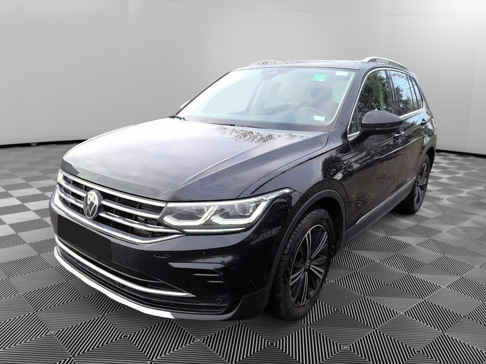 VOLKSWAGEN - TIGUAN - #537445 - 0