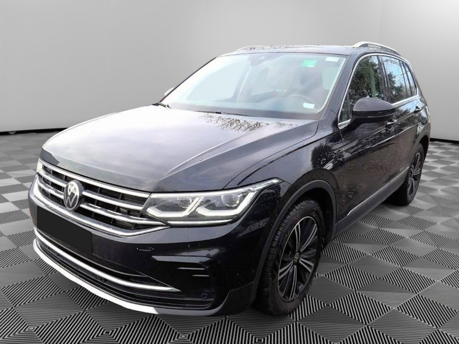 VOLKSWAGEN - TIGUAN - #537445 - 5