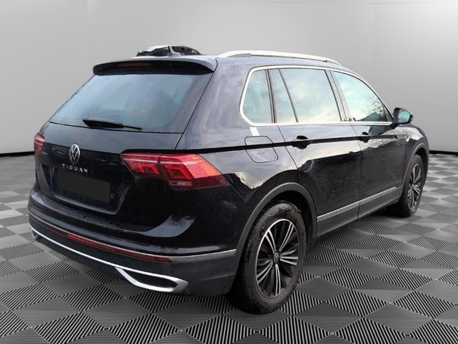 VOLKSWAGEN - TIGUAN - #537445 - 6