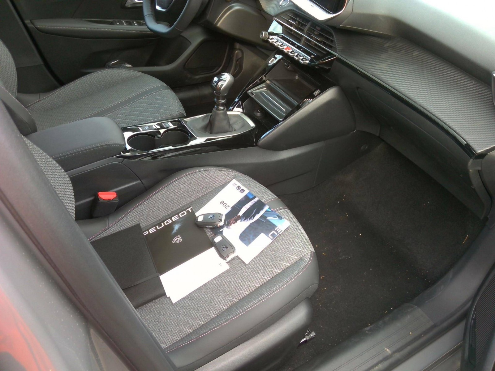 PEUGEOT - 208 - #535469 - 1