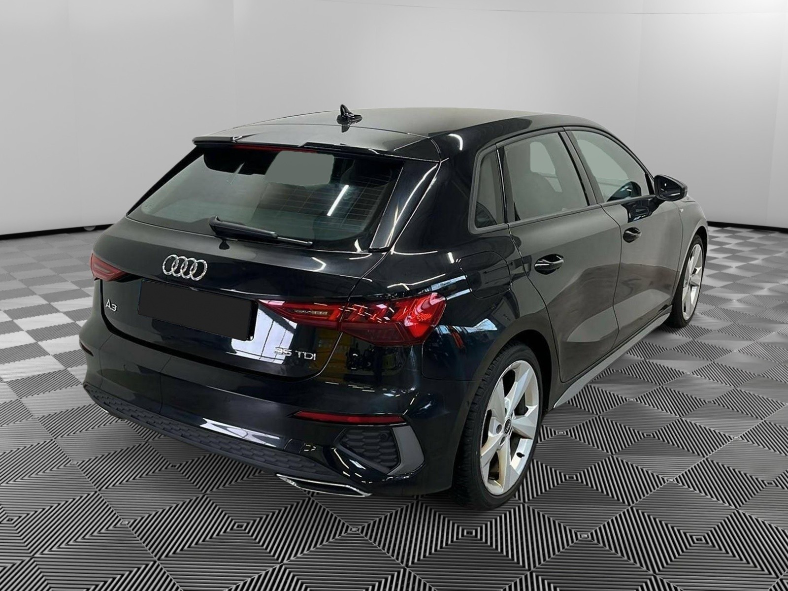 AUDI - A3 SPORTBACK - #412199 - 3