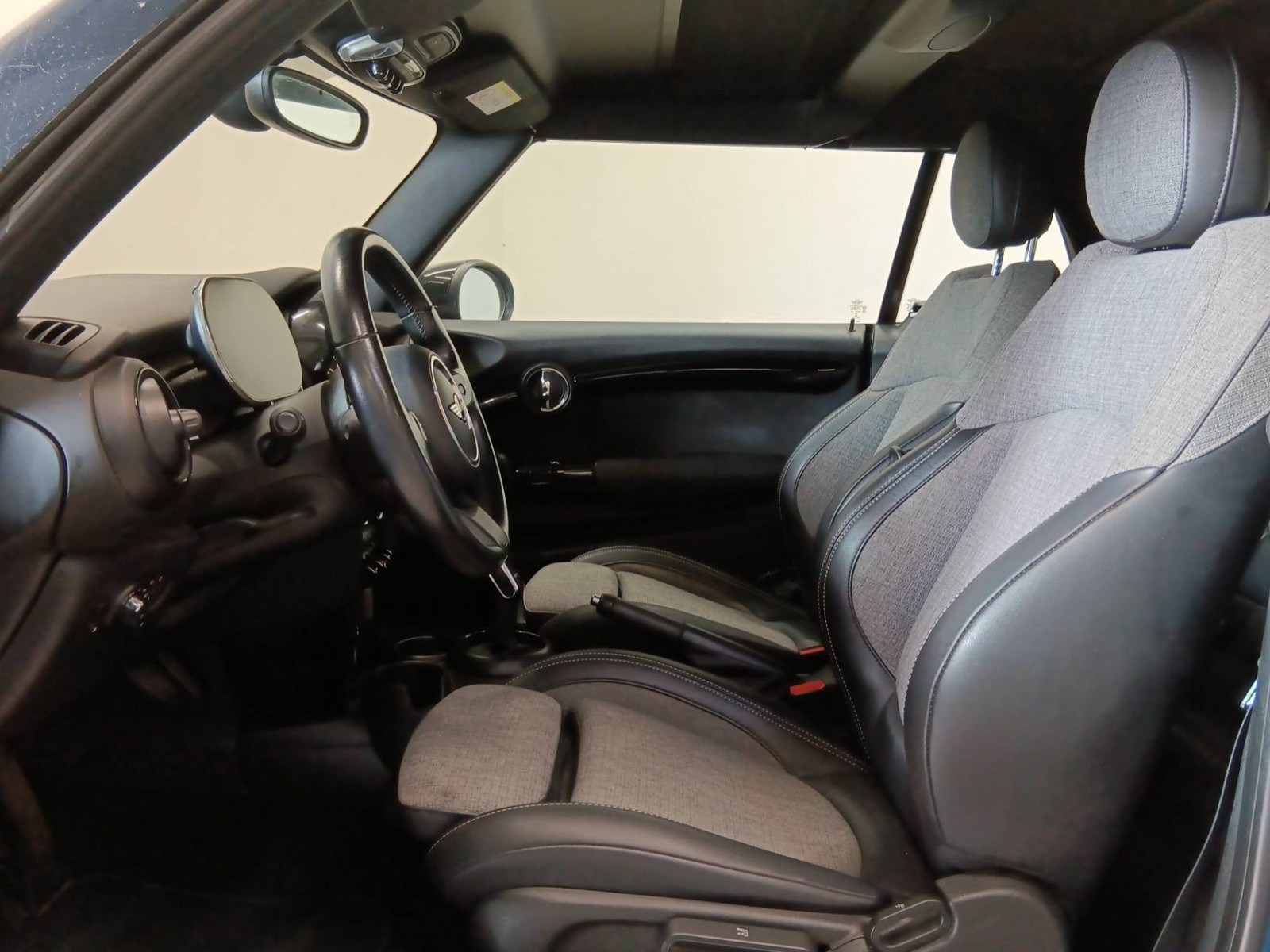 MINI - CABRIOLET F57 LCI II - #518629 - 7