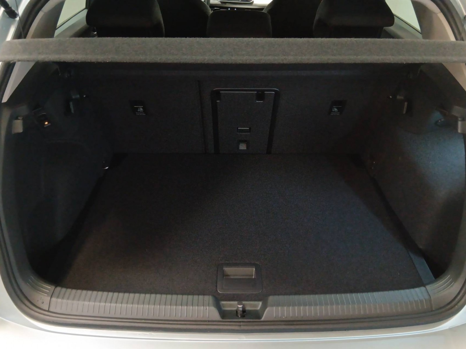 VOLKSWAGEN - GOLF - #302223 - 13