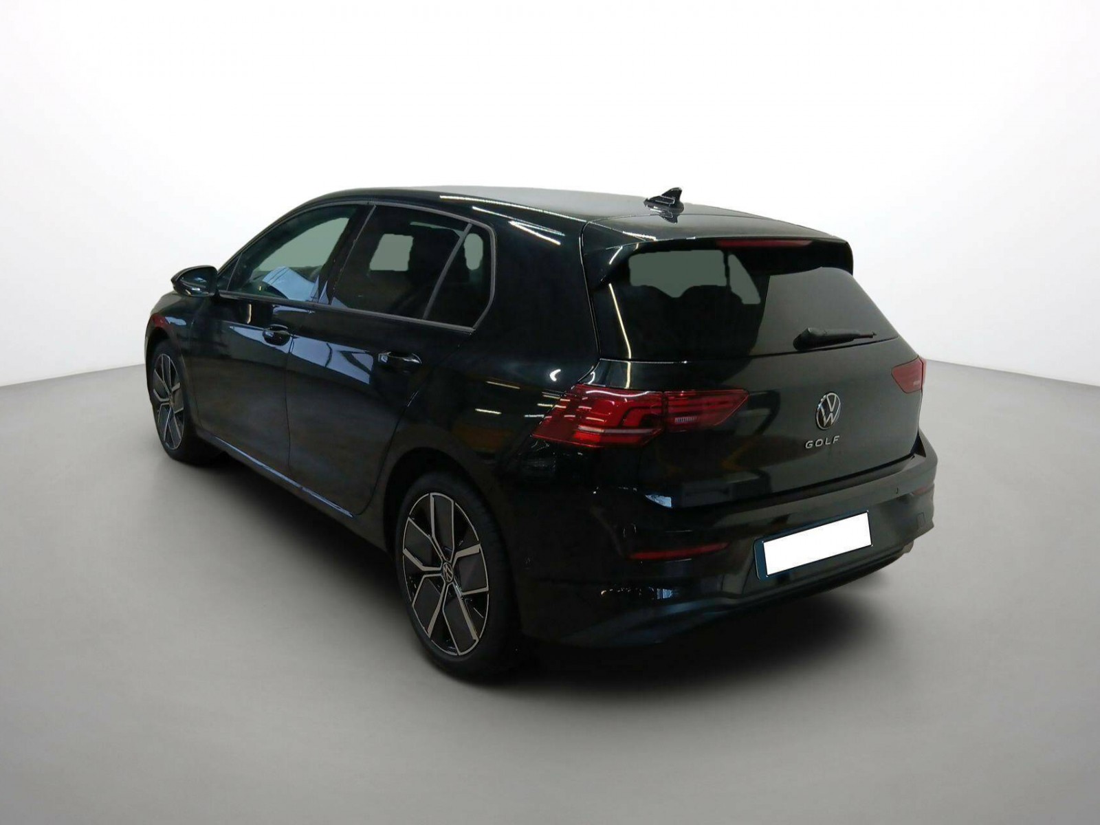 VOLKSWAGEN - GOLF - #302002 - 2