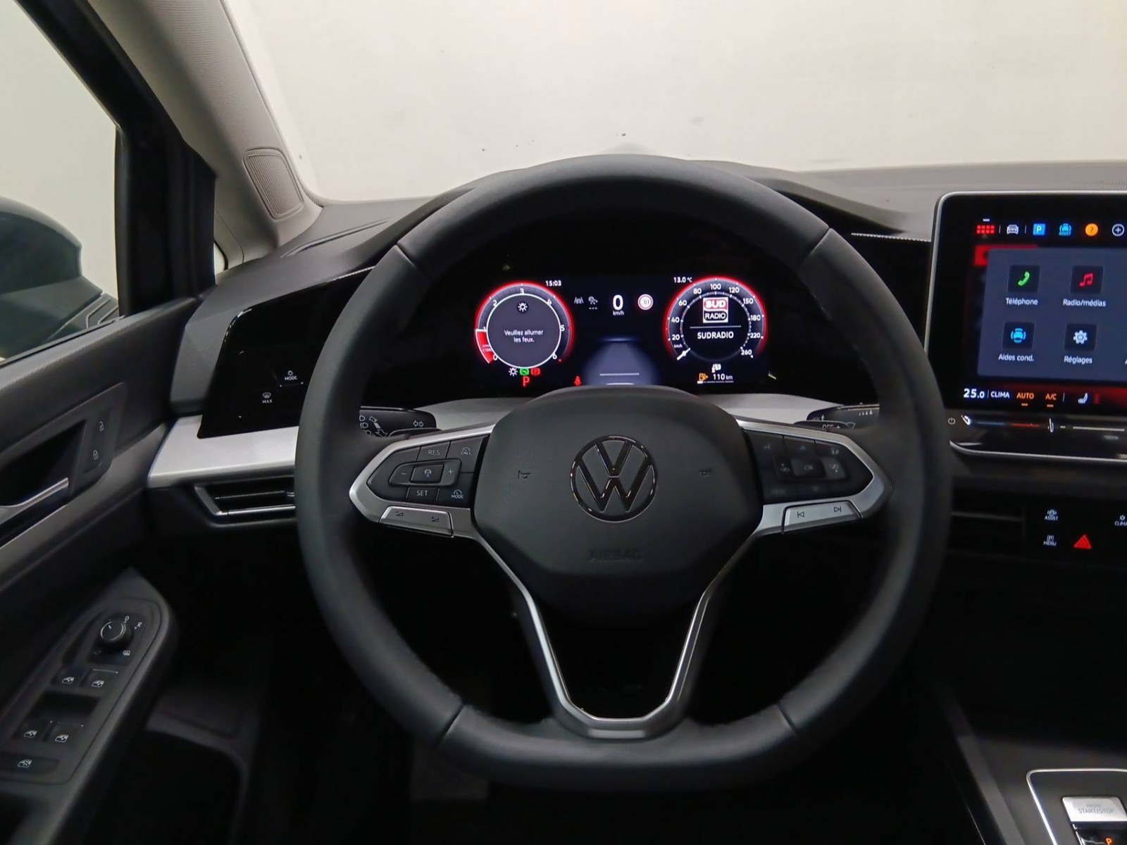 VOLKSWAGEN - GOLF - #302002 - 10