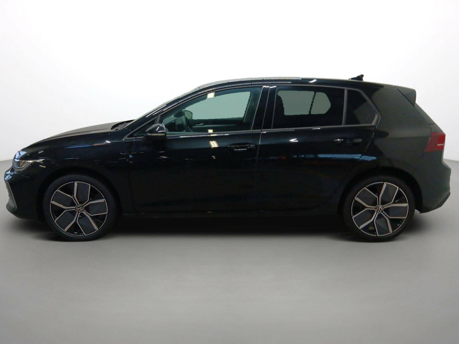 VOLKSWAGEN - GOLF - #302002 - 15