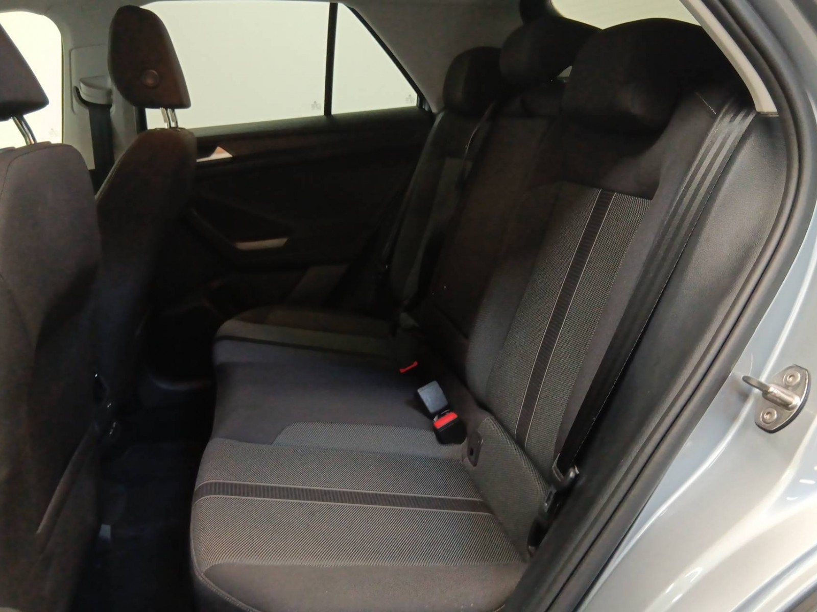 VOLKSWAGEN - T-ROC - #533124 - 8