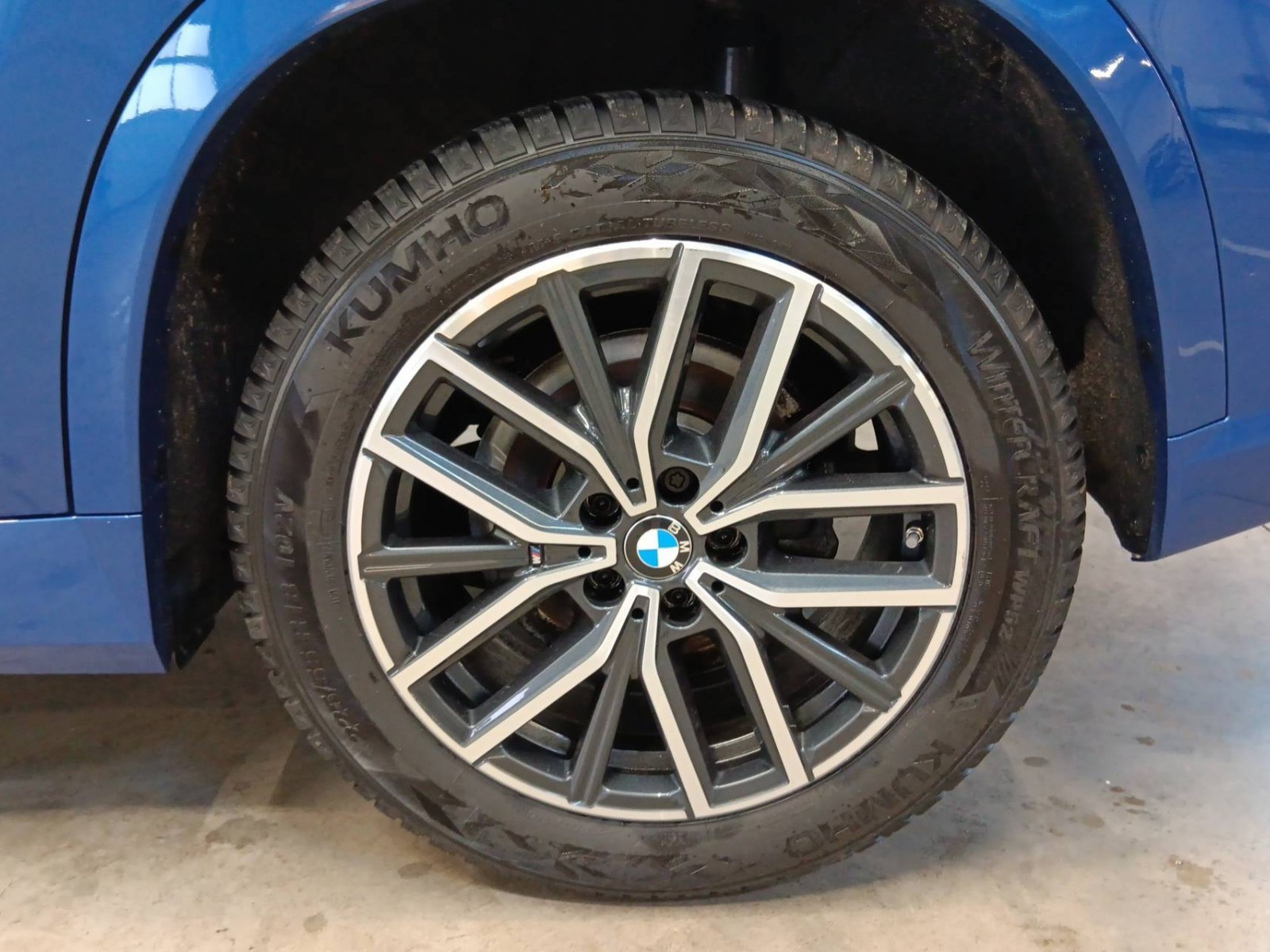 BMW - X1 U11 - #513708 - 20
