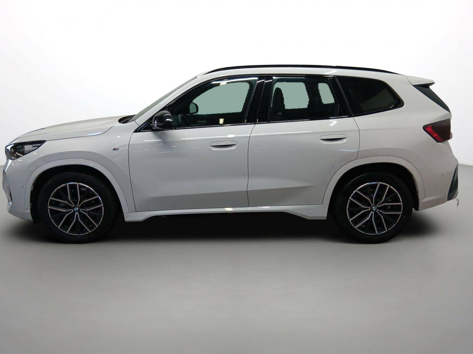 BMW - X1 U11 - #513706 - 23