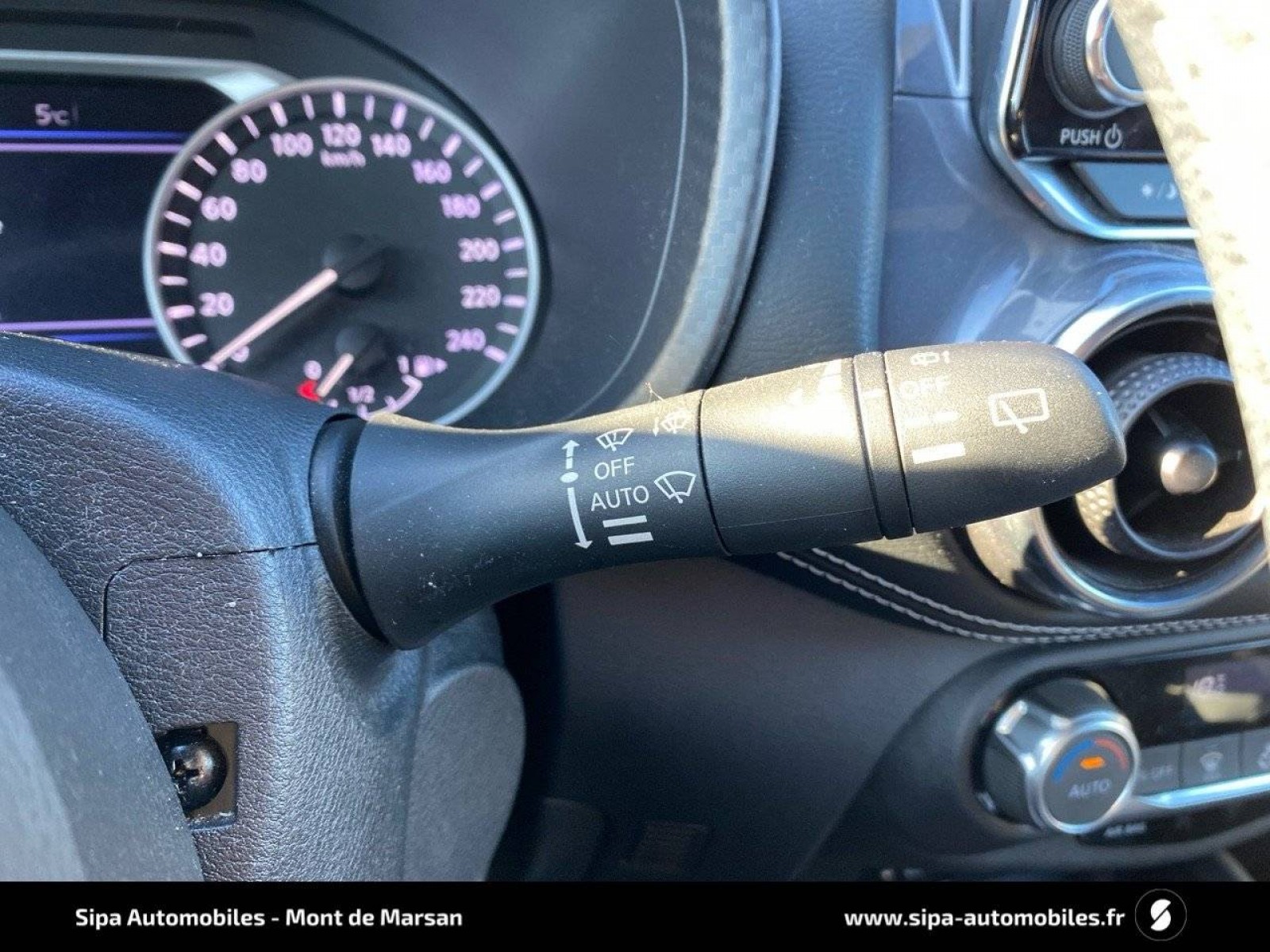 NISSAN - JUKE 2022.5 - #543401 - 14