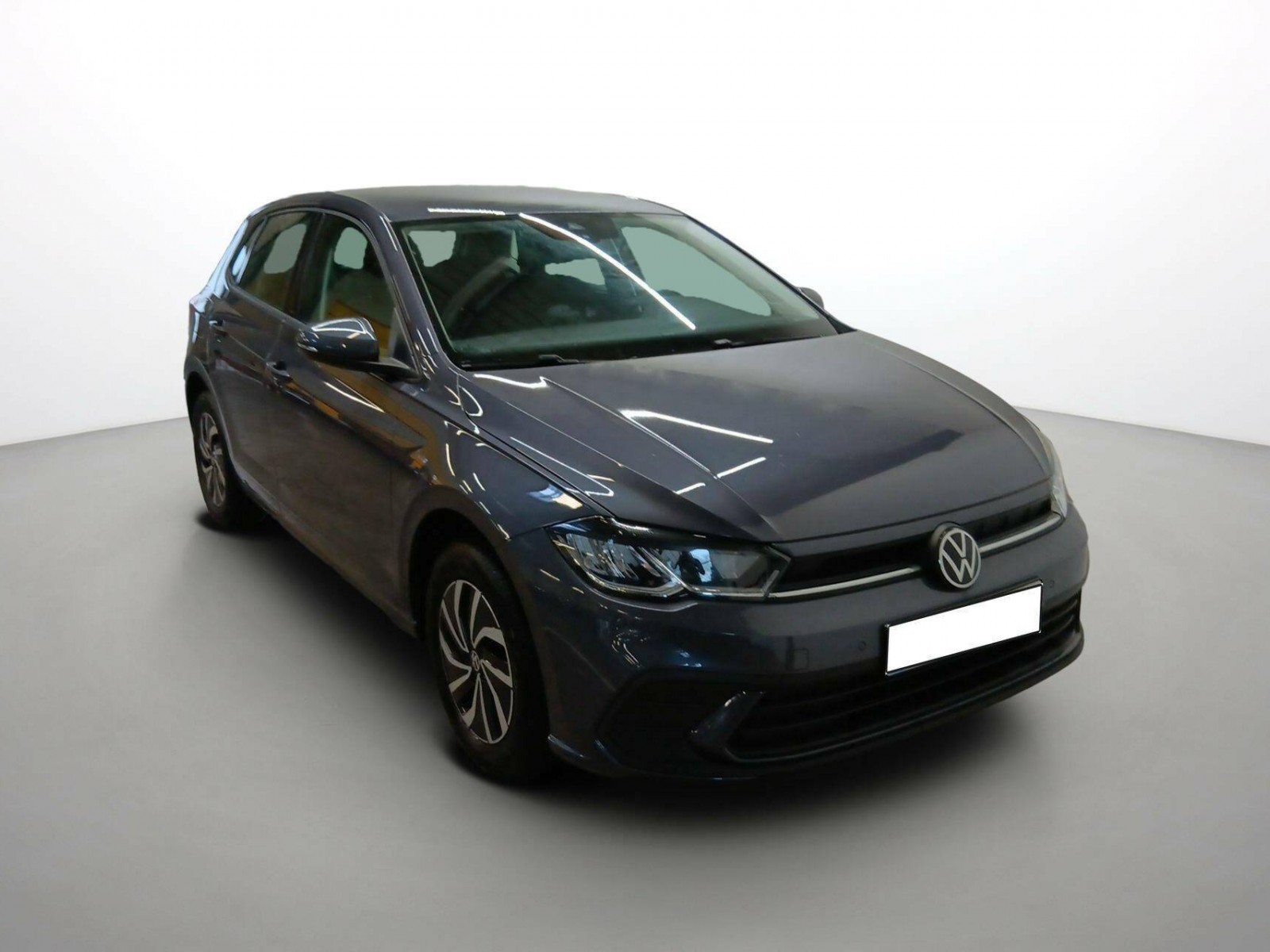 VOLKSWAGEN - POLO - #537937 - 1