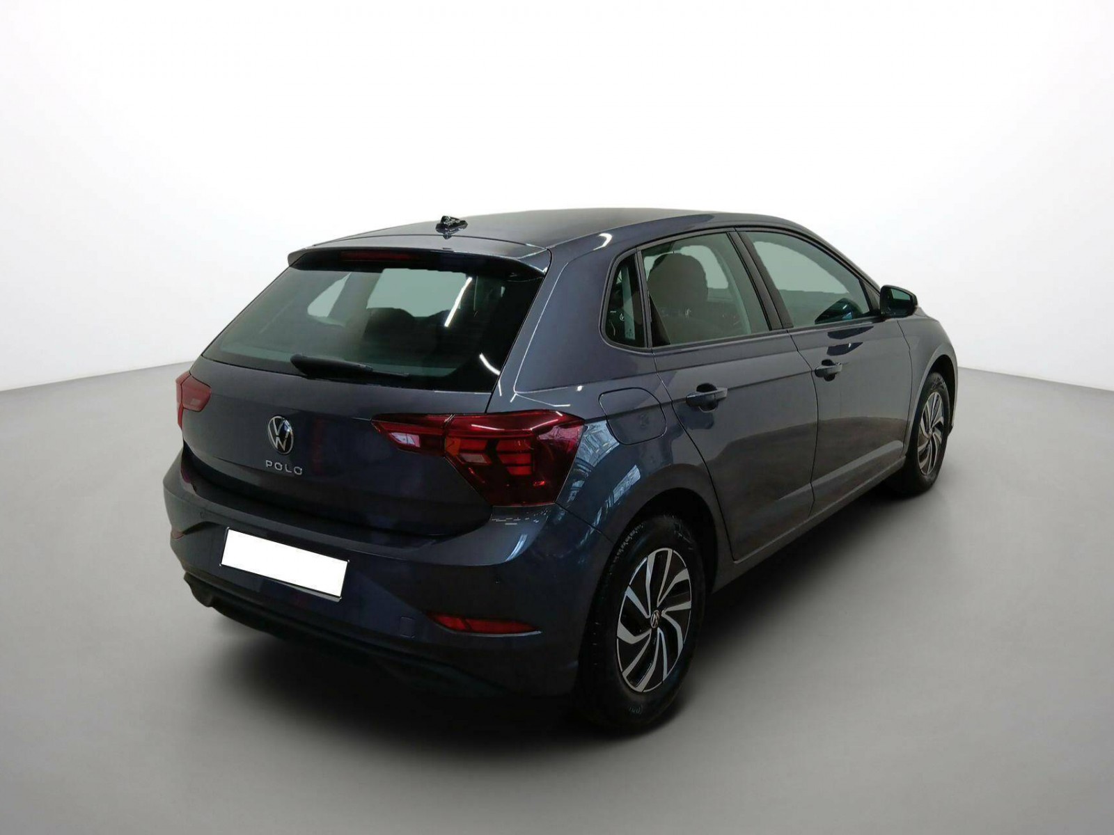 VOLKSWAGEN - POLO - #537937 - 3