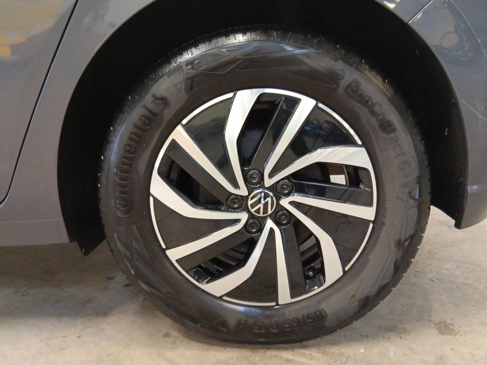 VOLKSWAGEN - POLO - #537939 - 6