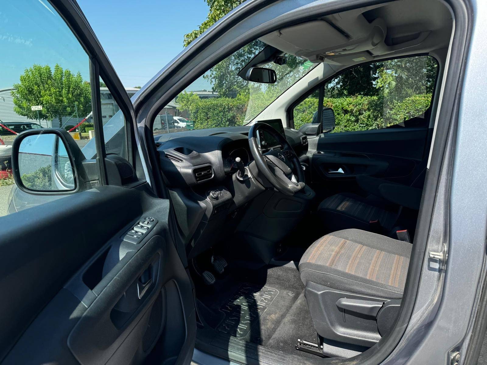 OPEL - COMBO LIFE - #217212 - 8