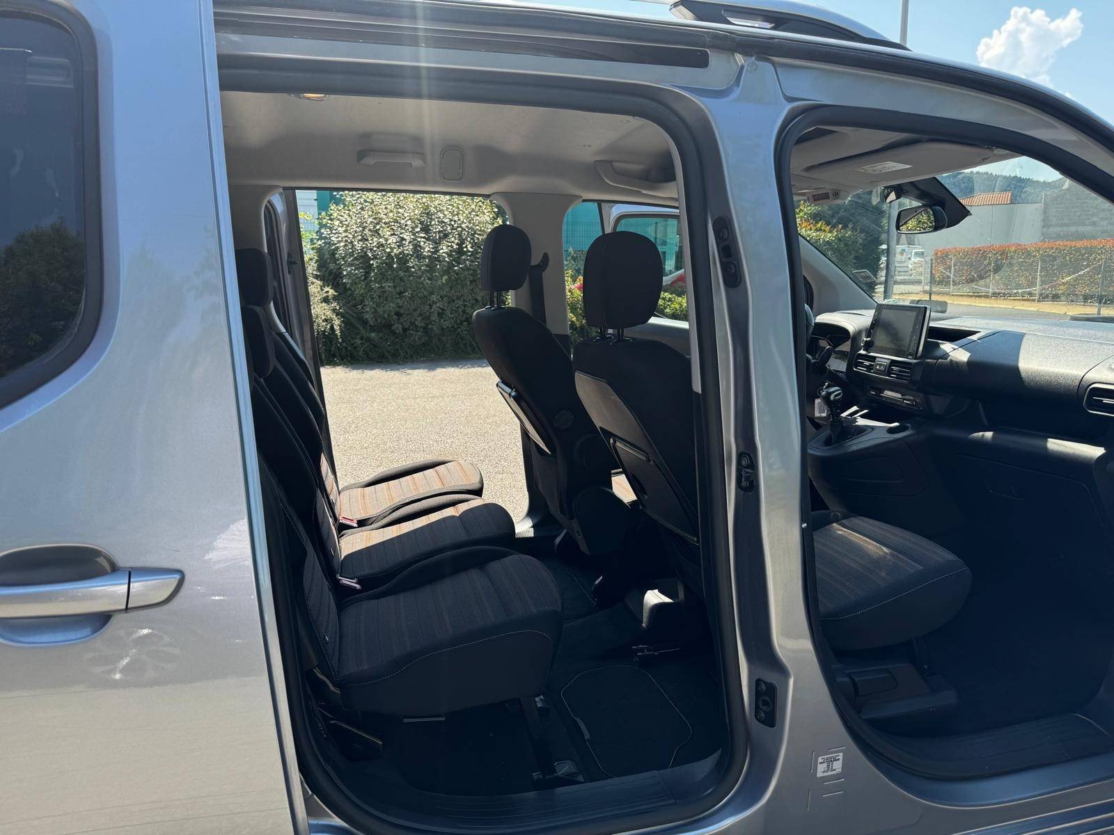 OPEL - COMBO LIFE - #217212 - 11