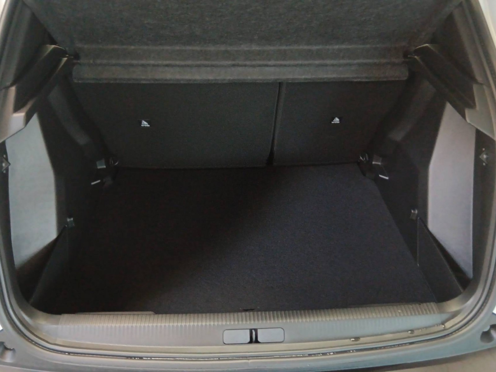 PEUGEOT - 2008 - #200321 - 3