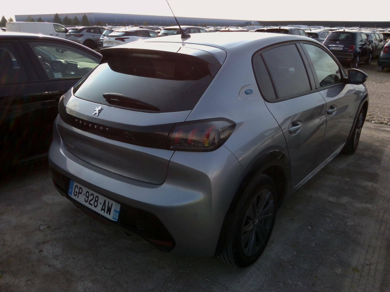 PEUGEOT - 208 ELECTRIQUE - #547096 - 2