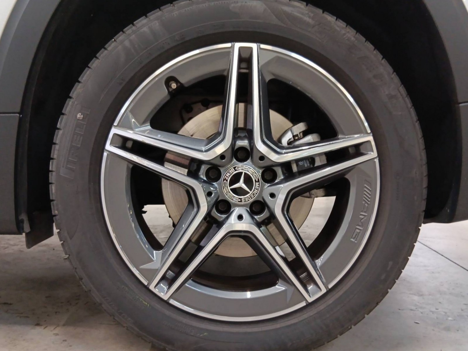 MERCEDES - GLB - #200465 - 24