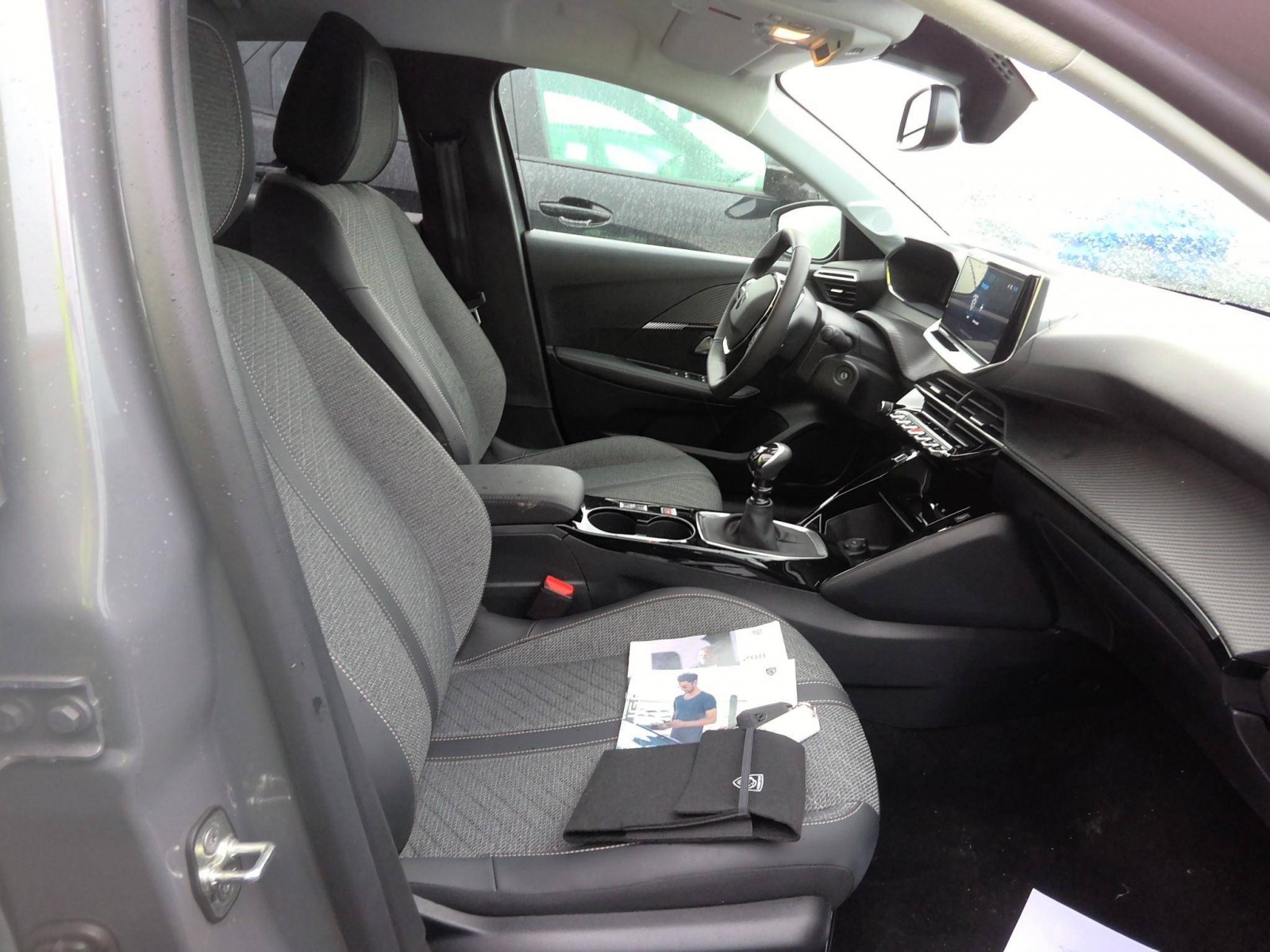 PEUGEOT - 208 - #547082 - 1