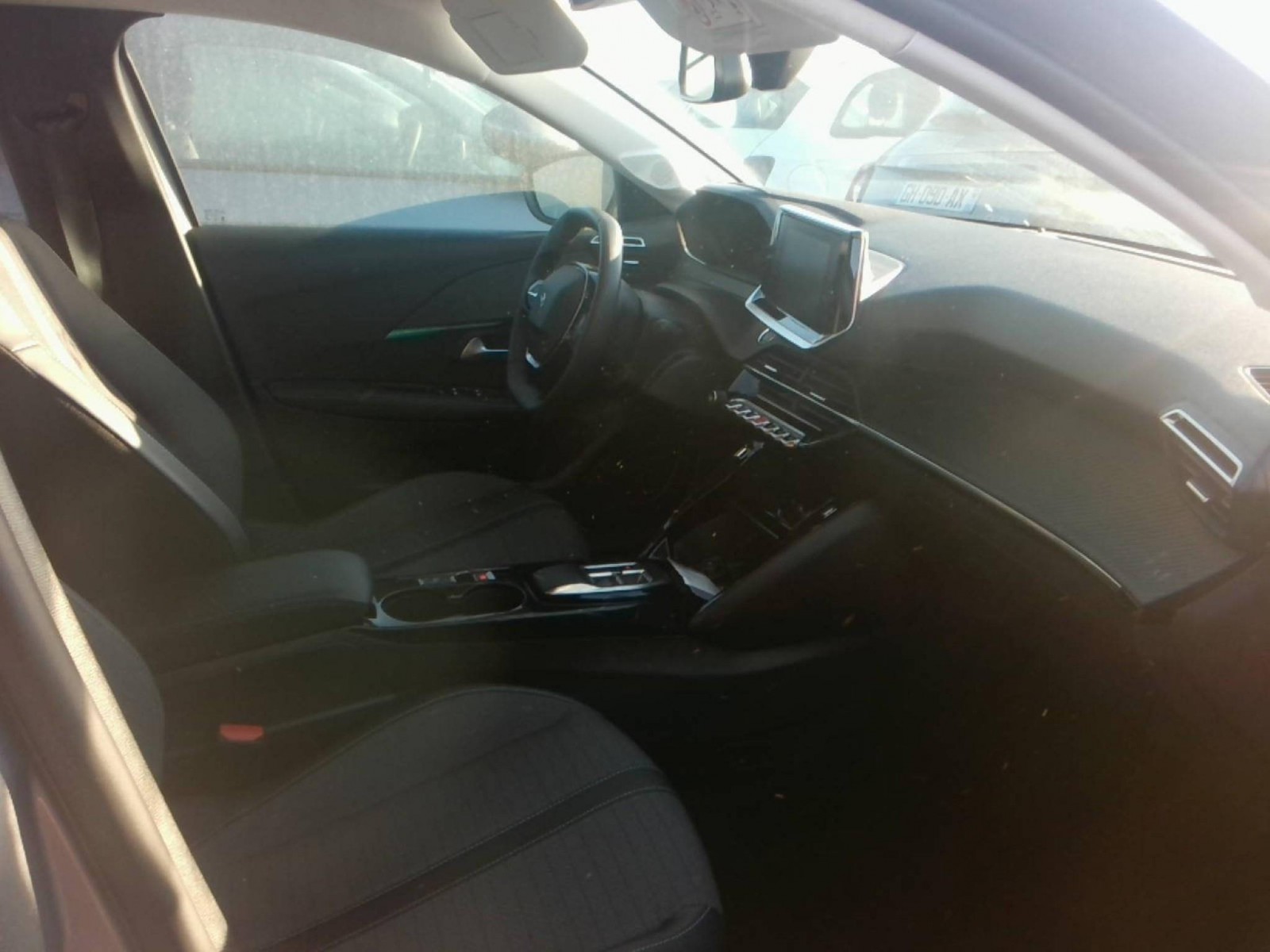 PEUGEOT - 208 ELECTRIQUE - #547094 - 1