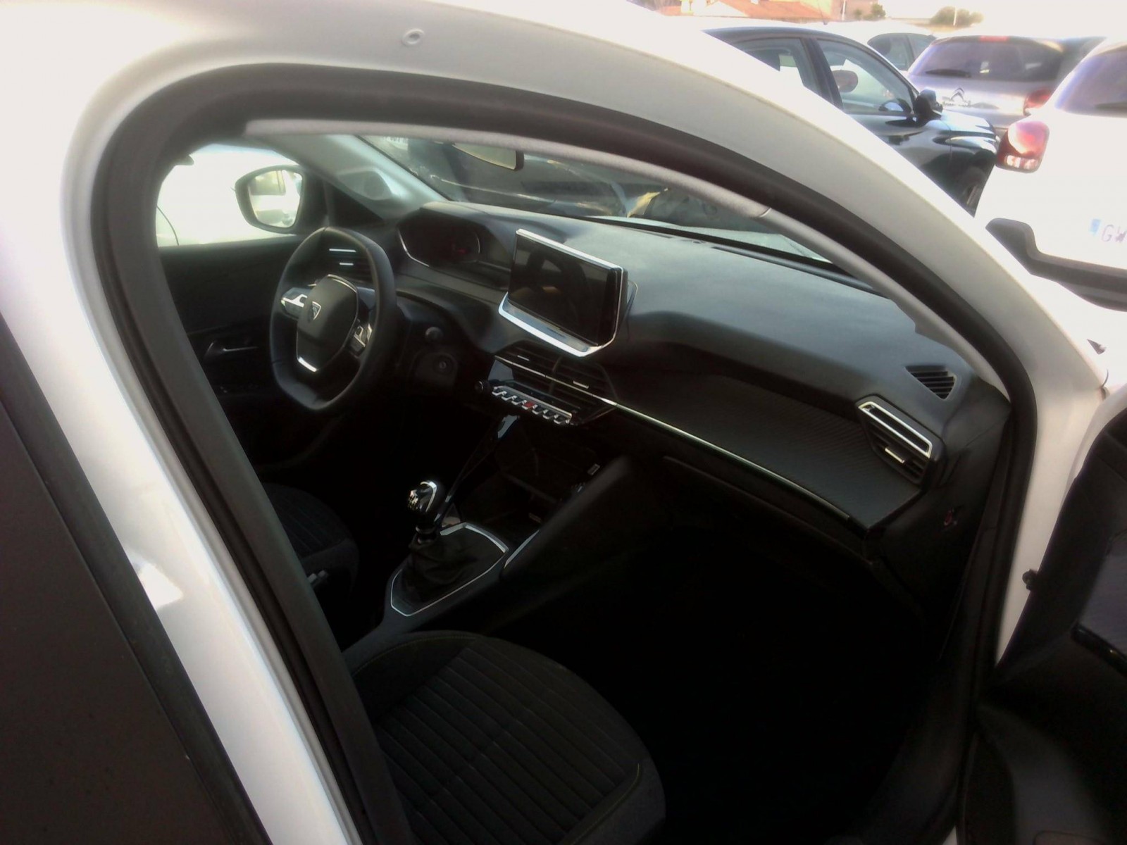 PEUGEOT - 208 - #547069 - 1