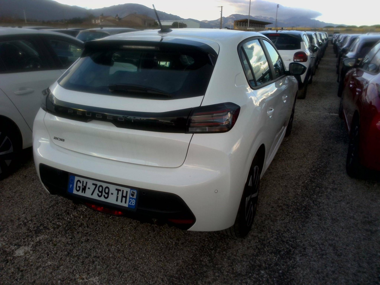 PEUGEOT - 208 - #547069 - 2