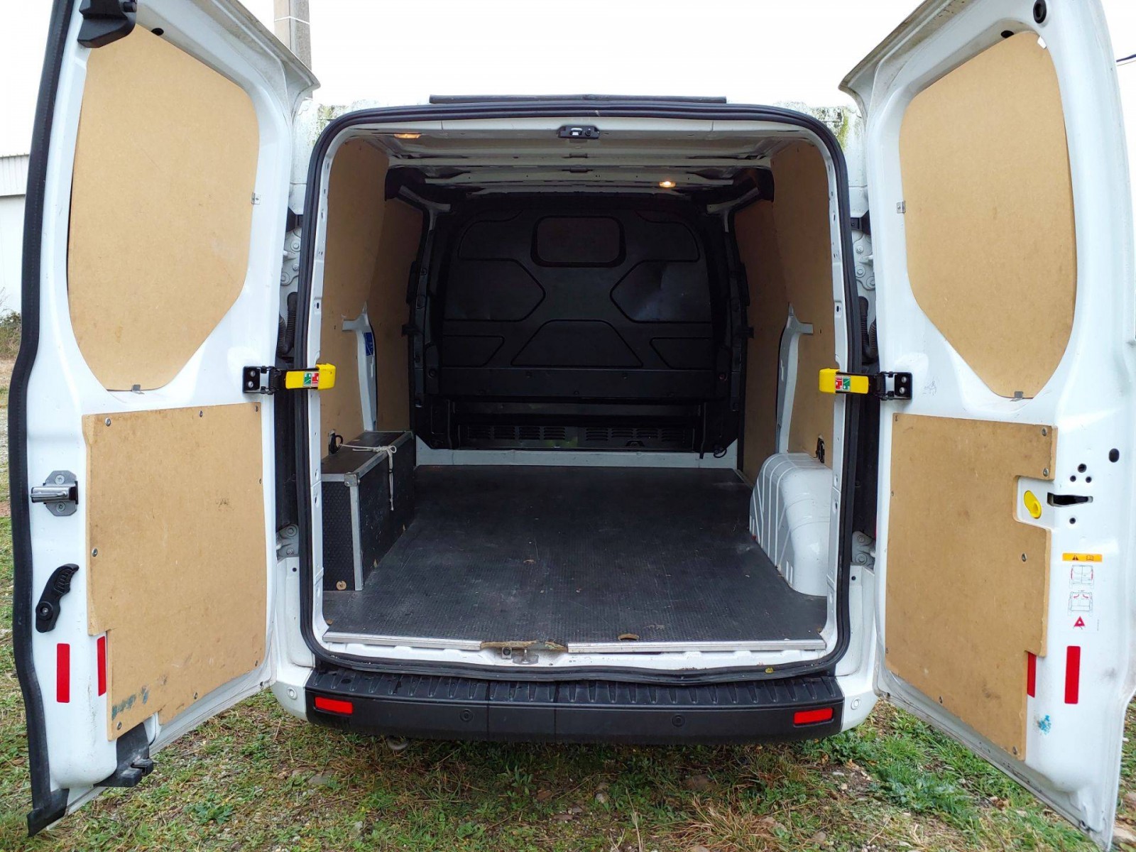 FORD - TRANSIT CUSTOM FOURGON - #553971 - 3